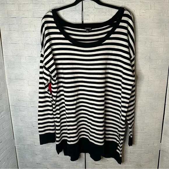 Torrid black & white Striped Sweater red heart elbow patches valentine plus size - Picture 4 of 13